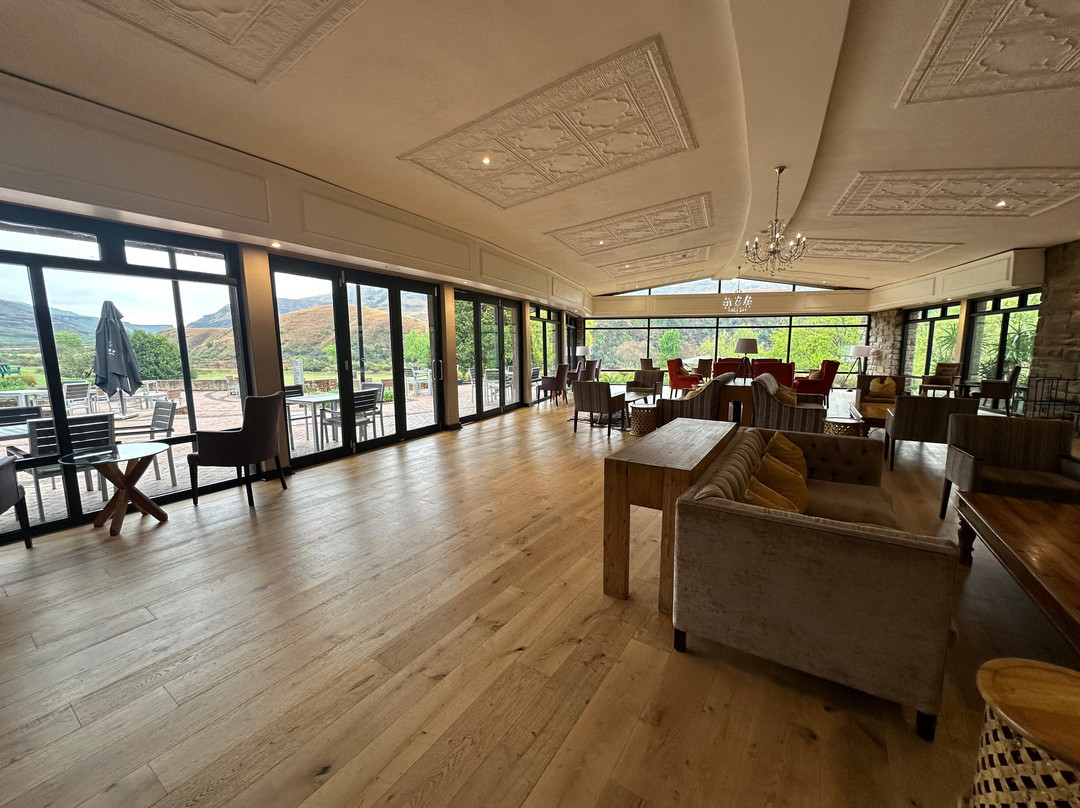 Premier Resort Sani Pass主图