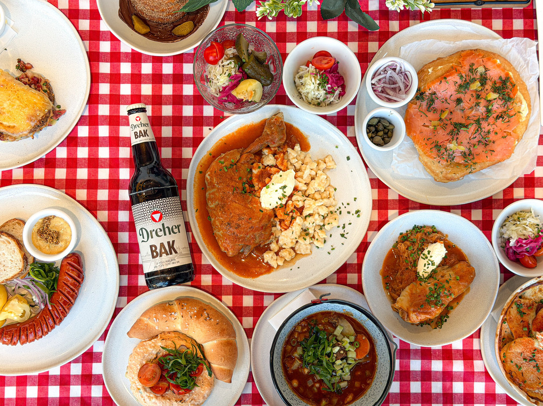 Hungaria Cafe