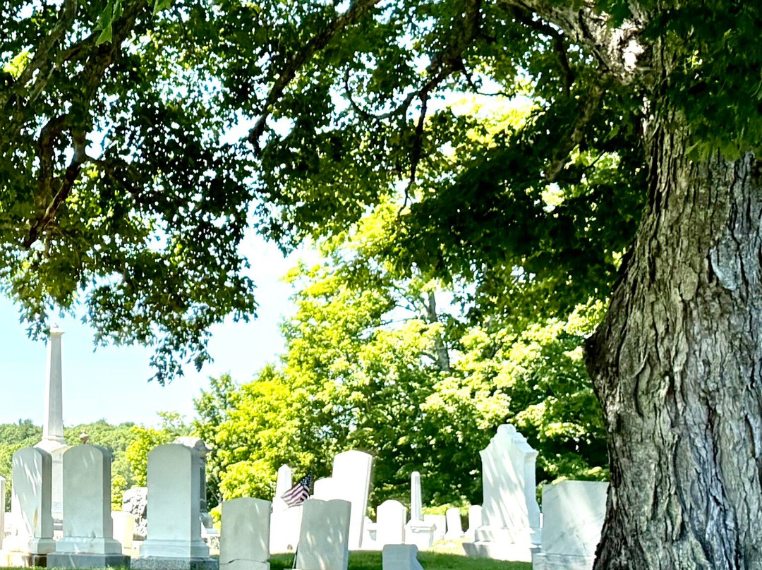 Hillside Cemetery-Damariscotta必去景点