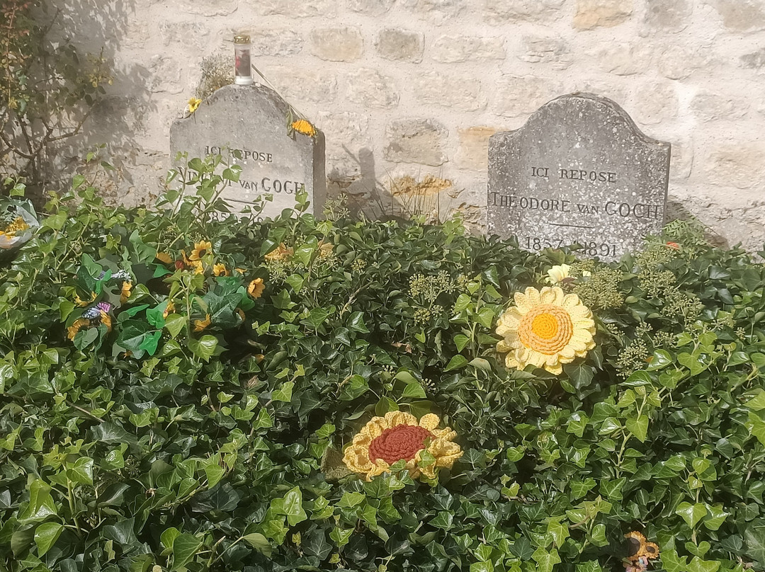 Auvers-sur-Oise Cemetery-奥维尔必去景点