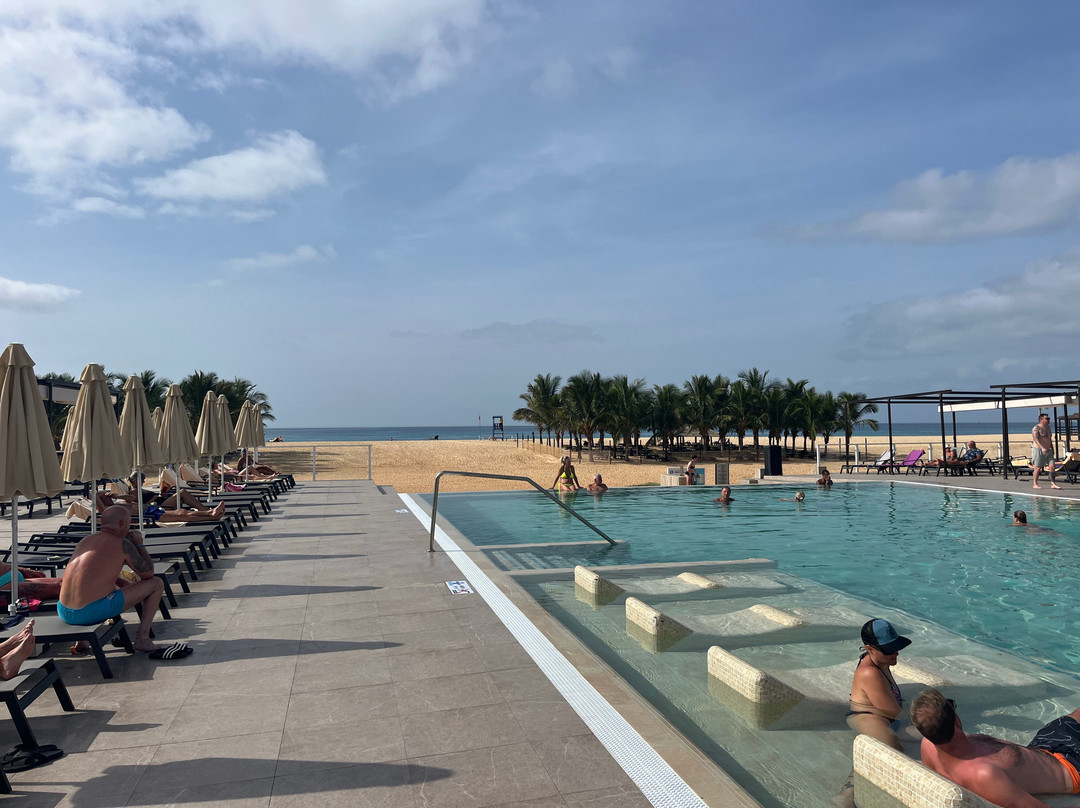 路图雅瑞酒店 - 全包式主图