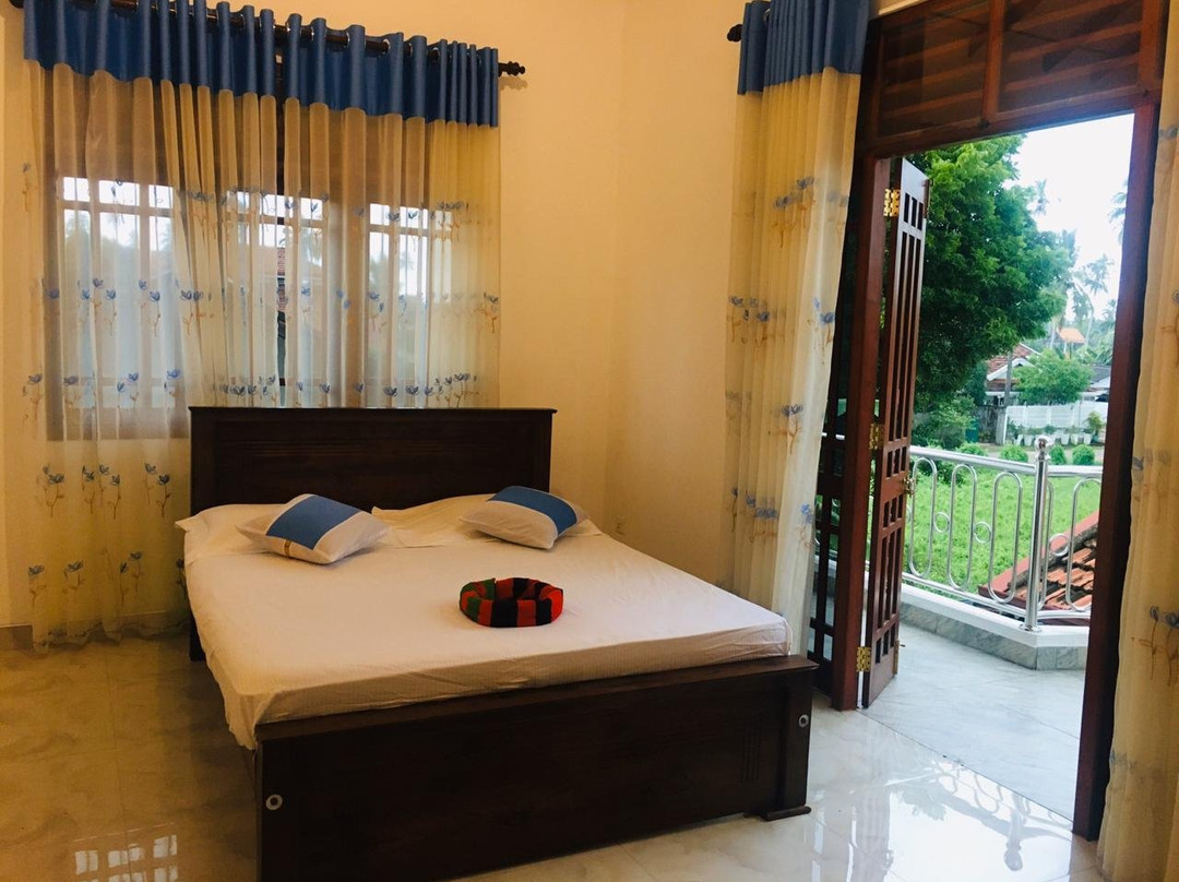 Flavi Airport Recidence