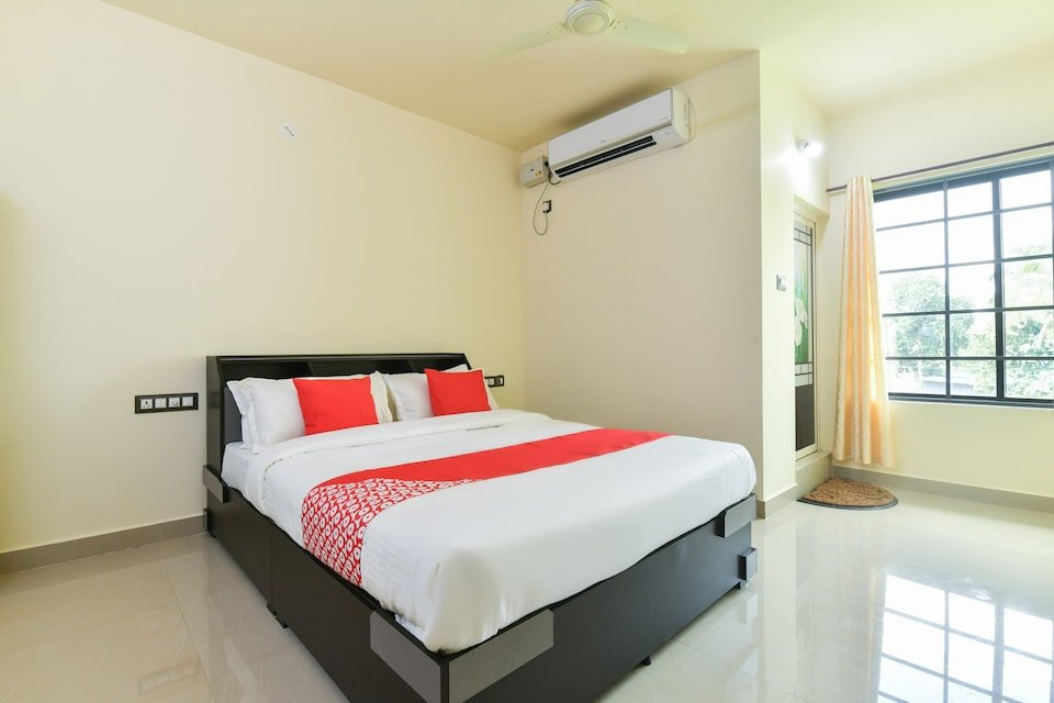 OYO Flagship Vr Lodge