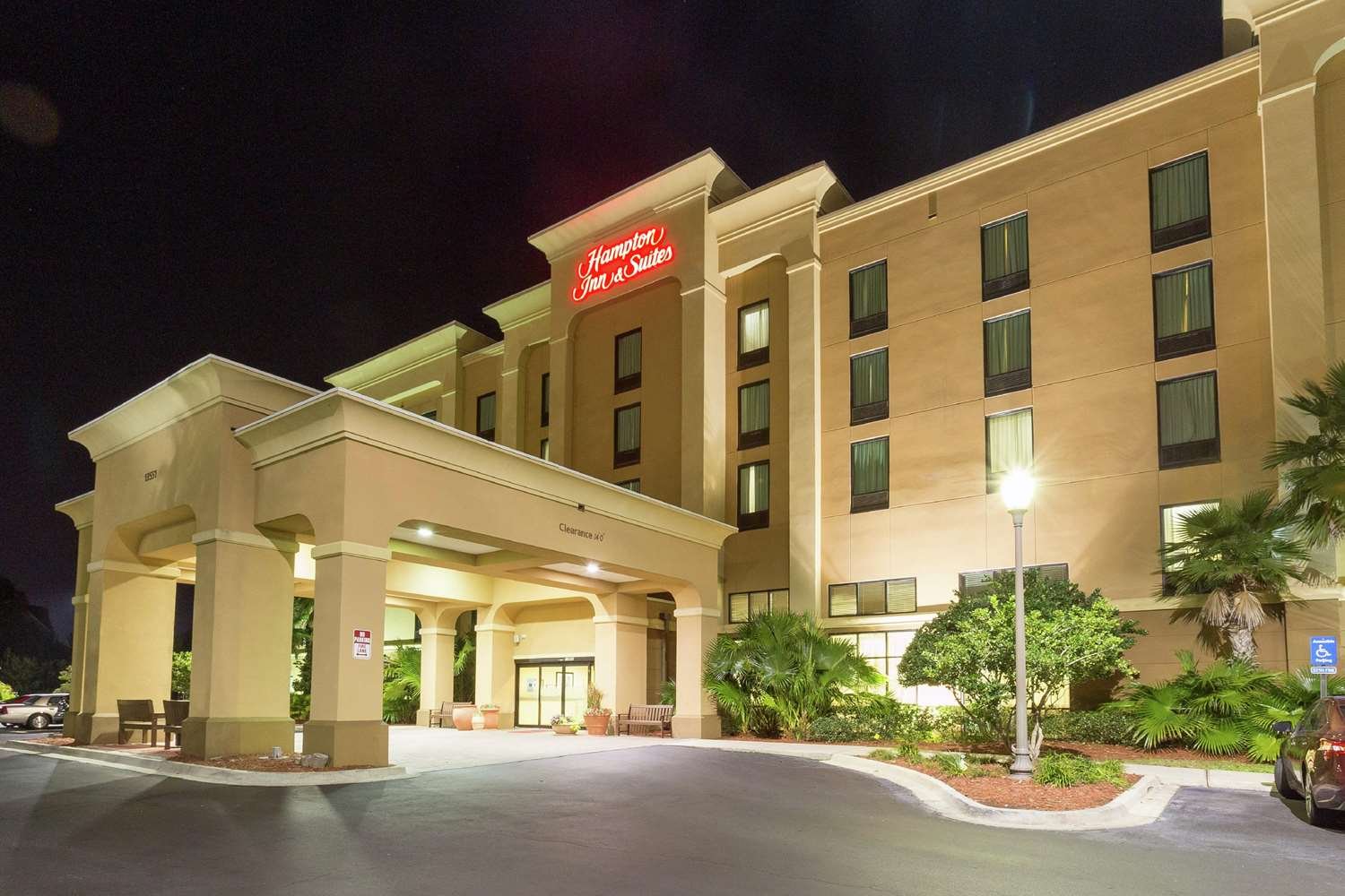 Hampton Inn & Suites Jacksonville-Airport-官方