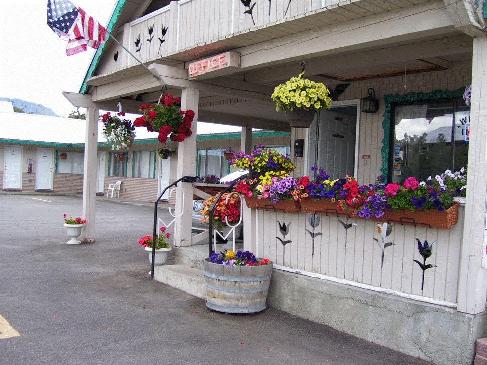 Alpine Lakes Chalet Motel-官方