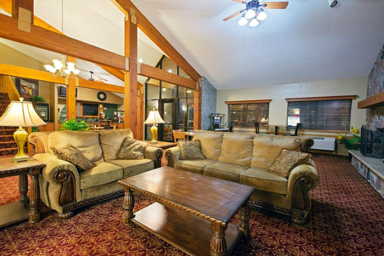 AmericInn Lodge & Suites Ham Lake