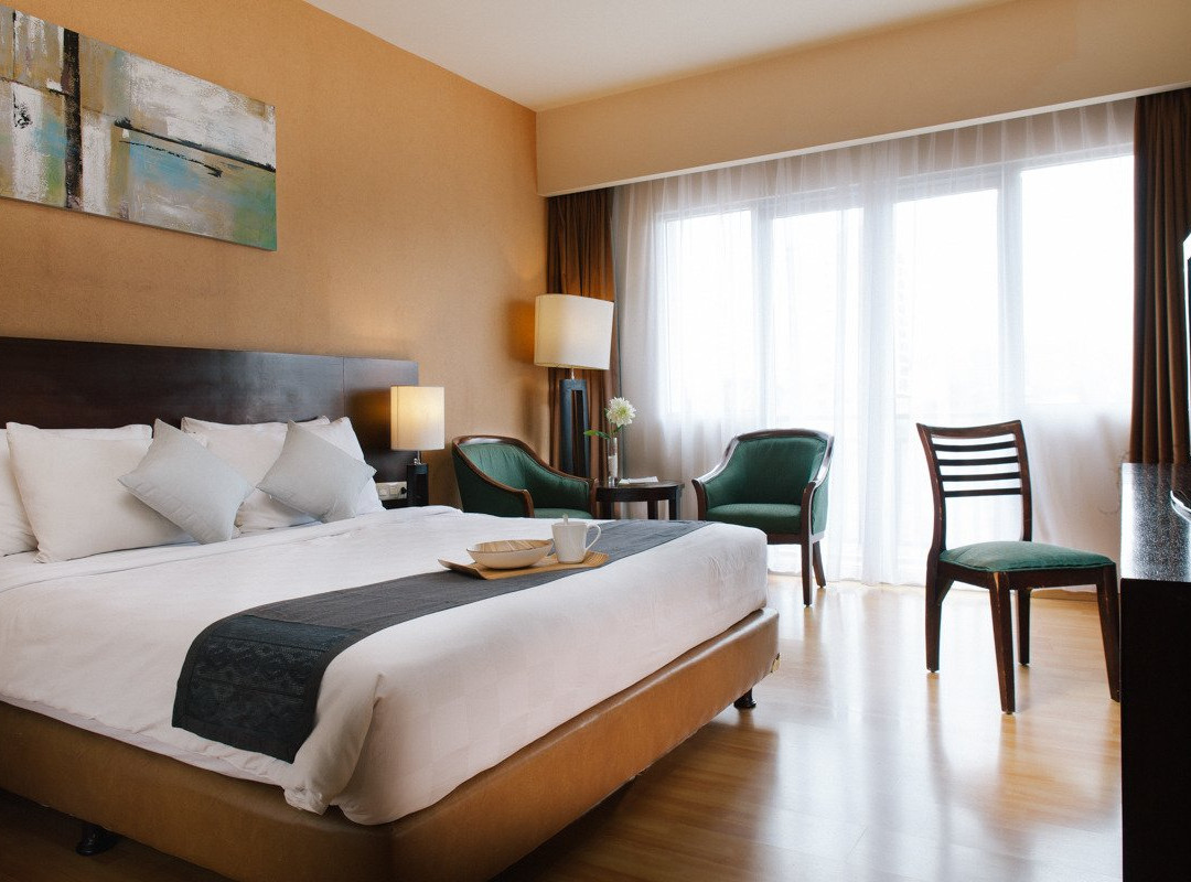 楠榜格兰安格拉酒店