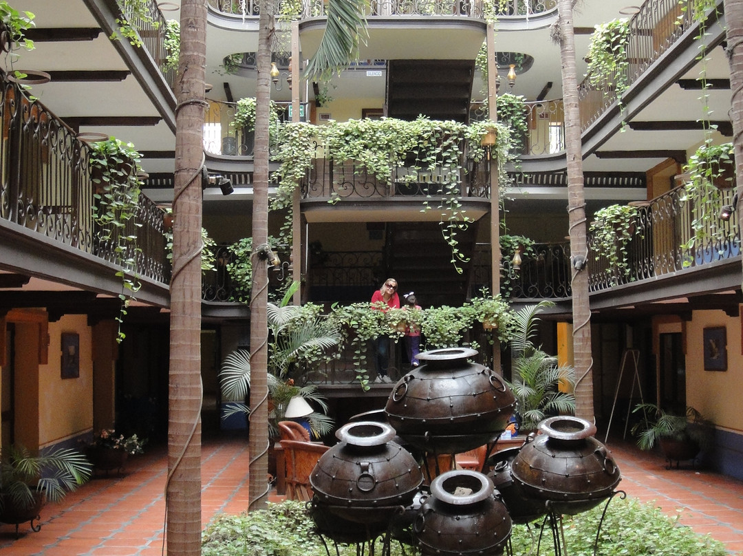 Zapotlan Hotel & Villas