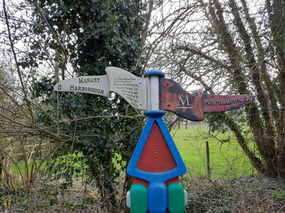 Maidwell To Lamport Rail Walk景点图片