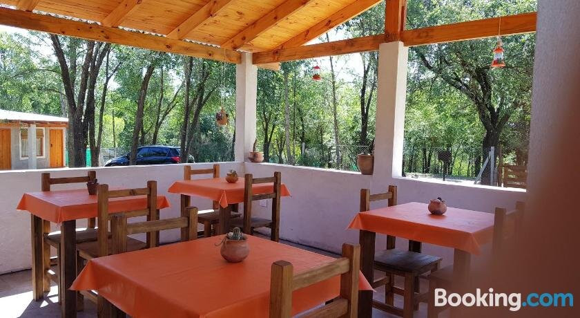 Hostal El Algarrobo主图