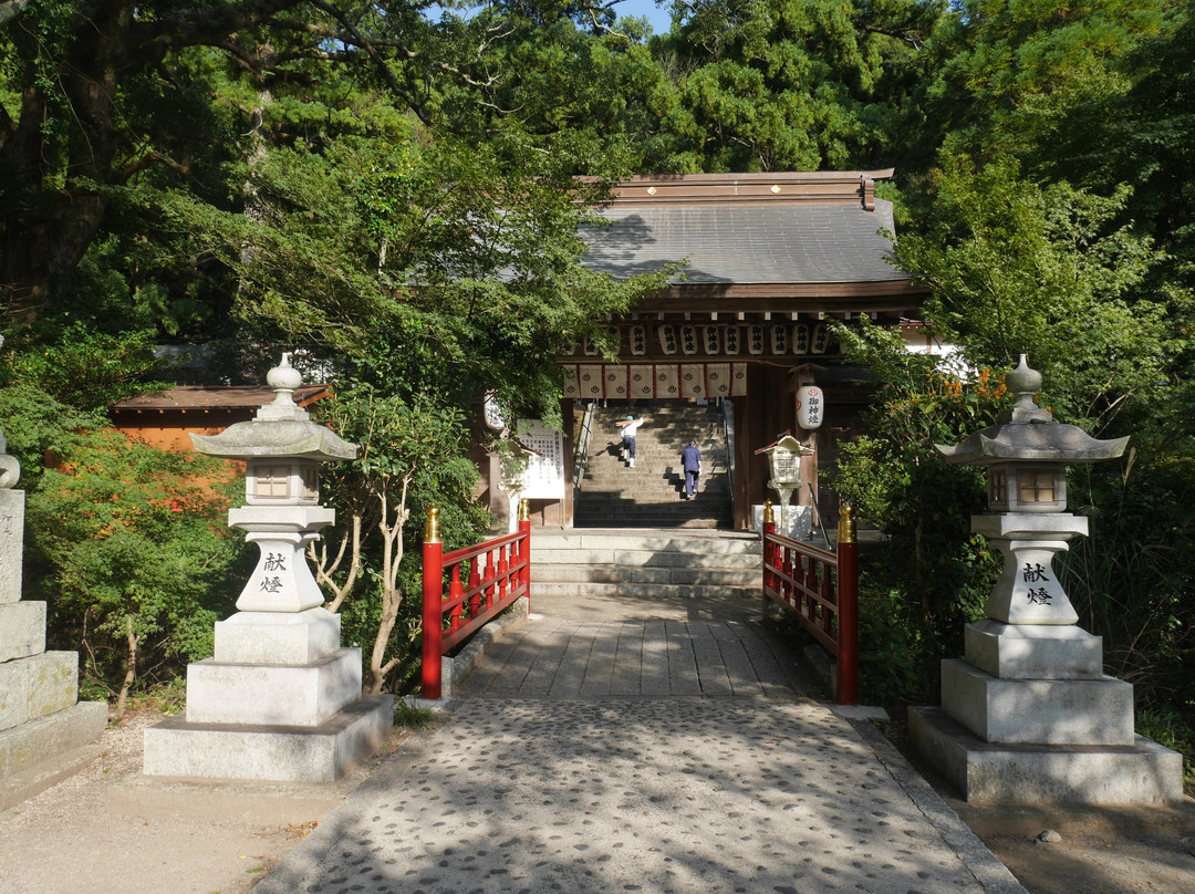 Takakura Shrine景点图片