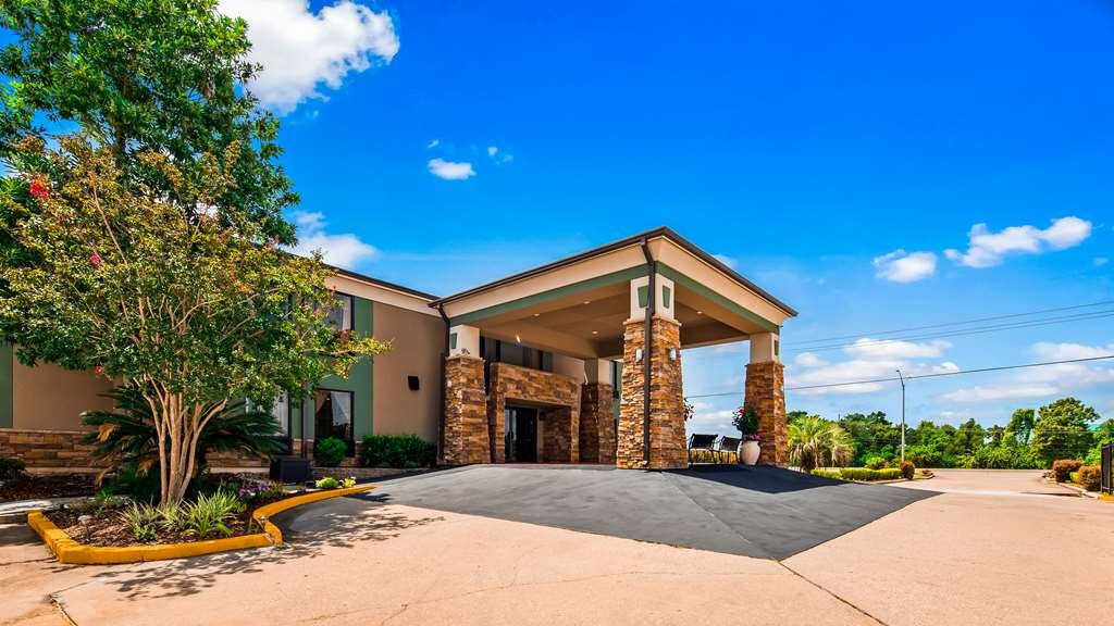 贝斯特韦斯特牛轭湖旅馆主图