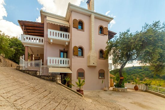 Evgenias Sea View Apartments主图