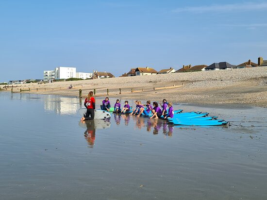 Natural Surf School景点图片