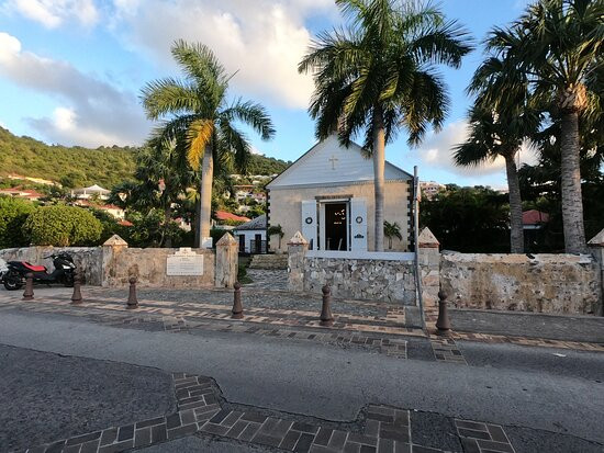 Church of Our Lady of the Assumption-居斯塔维亚必去景点
