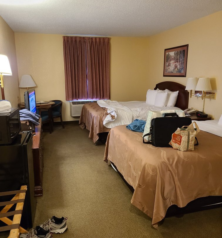 Quality Inn & Suites Conference Center Bellville主图