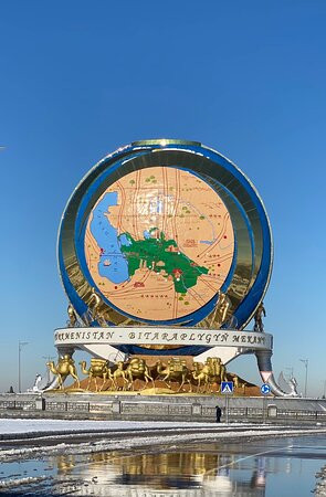 Monument to the Bicycle-阿什哈巴德必去景点