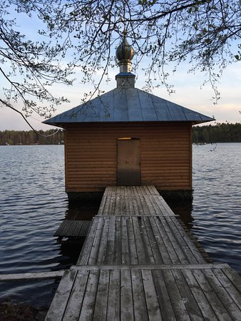 Svyato-Vvedenskiy Ostrovnoi Monastery景点图片