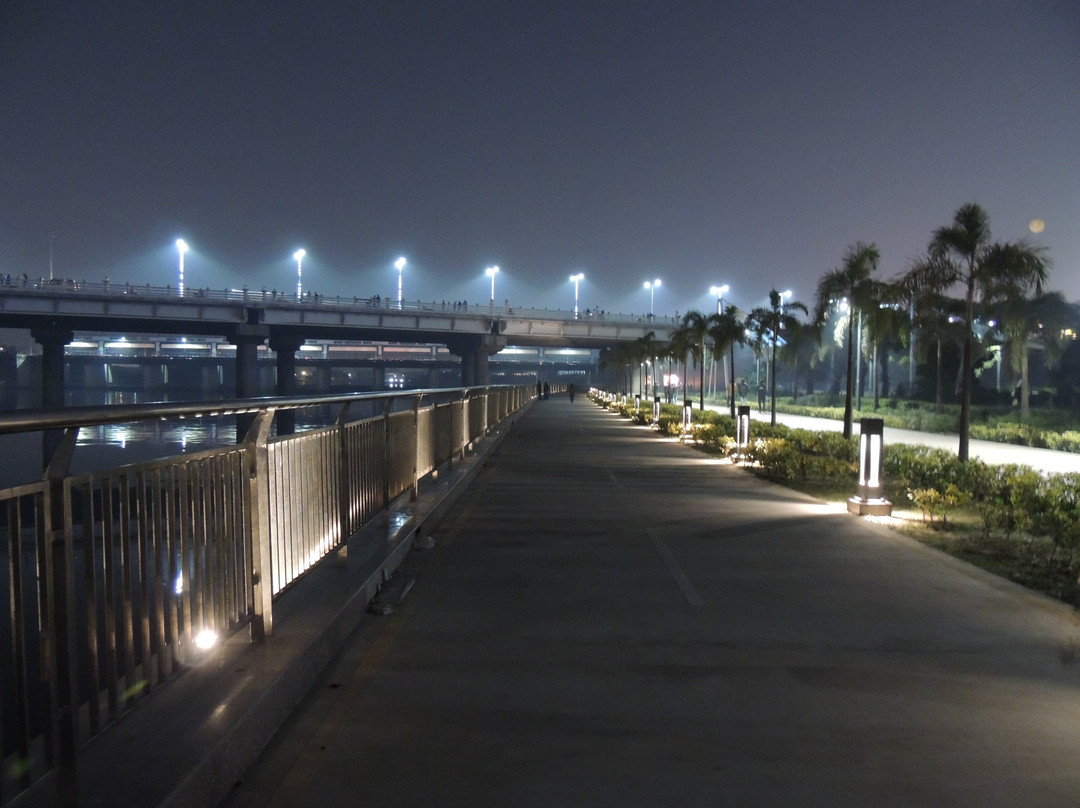 Gomti Riverfront Park景点图片