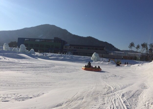 平昌郡旅游景点-Pyeongchang Trout Festival