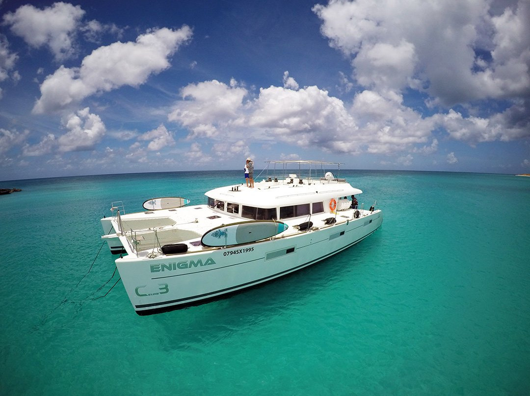 Celine Charters-辛普森湾必去景点