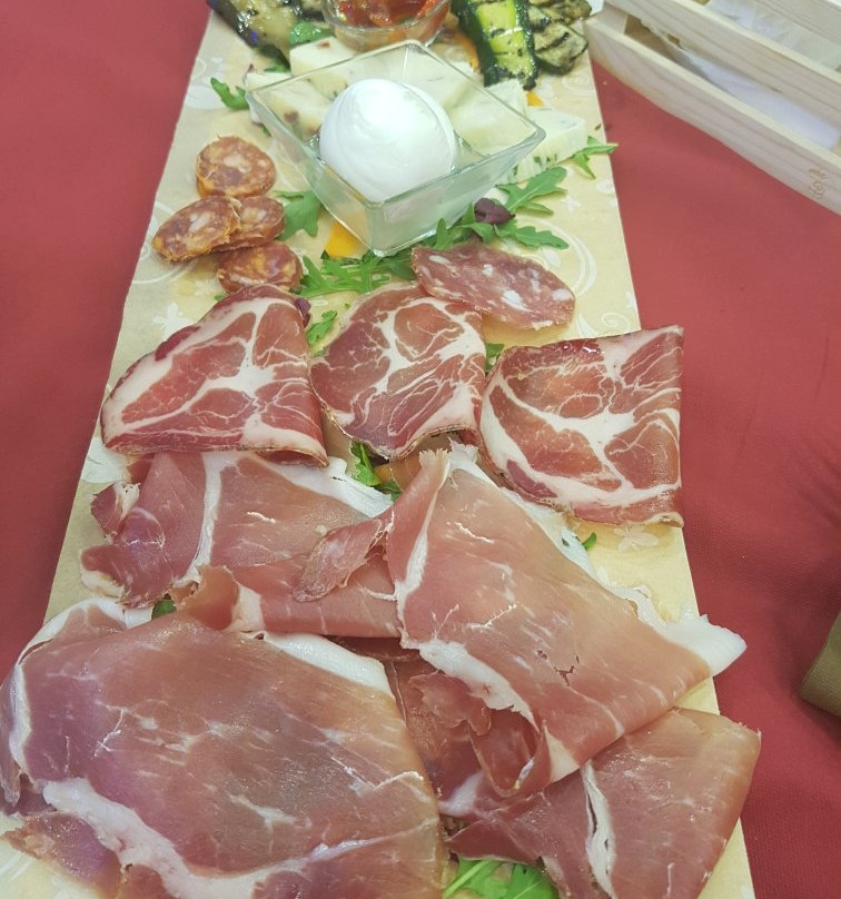 Le Divine - Ristorante Pizzeria Braceria