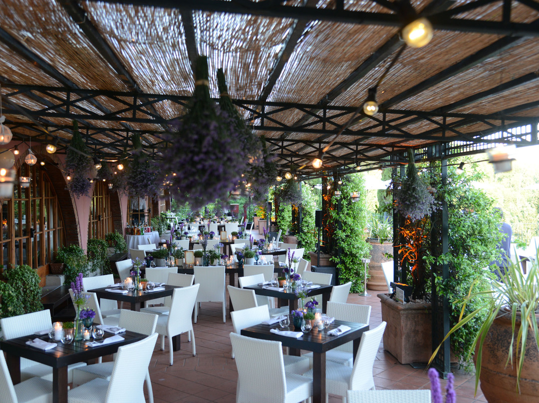 Castelvecchio Pascoli餐馆和美食-La Veranda