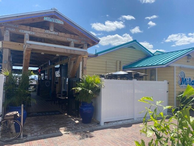 Palmetto餐馆和美食-Mila's On The Manatee