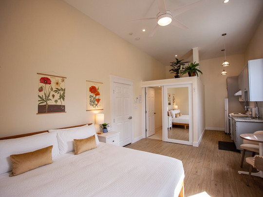 Stirling All Suites Hotel