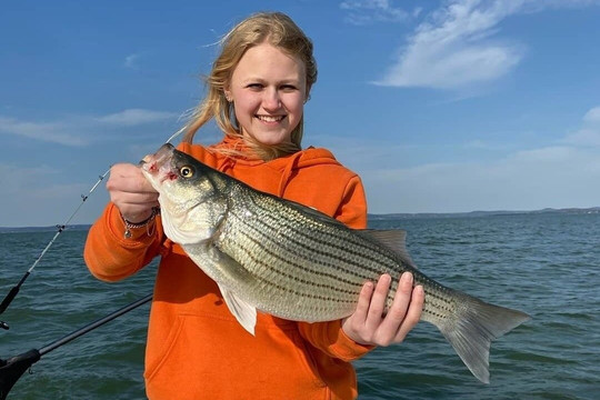 Bosstriper Guide Service-Buchanan Dam必去景点