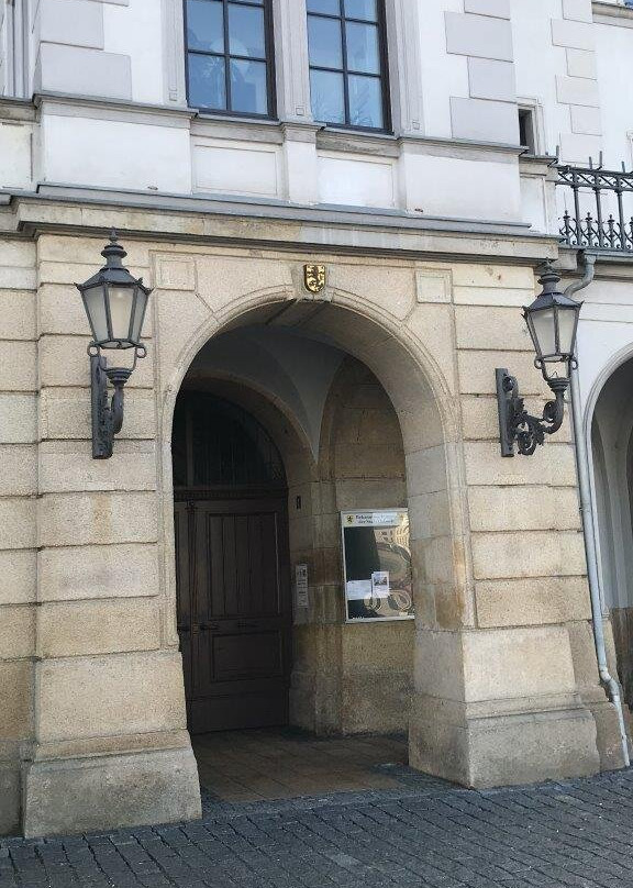 Oelsnitz Vogtl. Rathaus-Oelsnitz/Vogtland必去景点