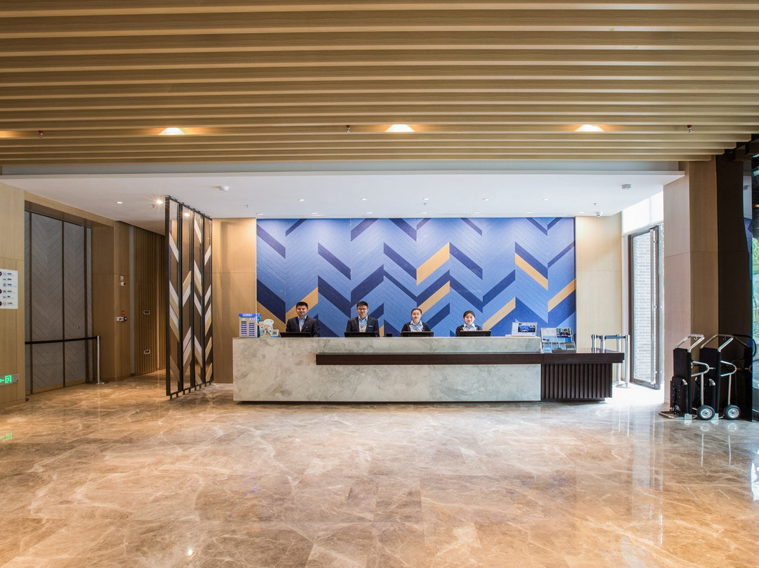 贵州晴隆中天智选假日酒店主图