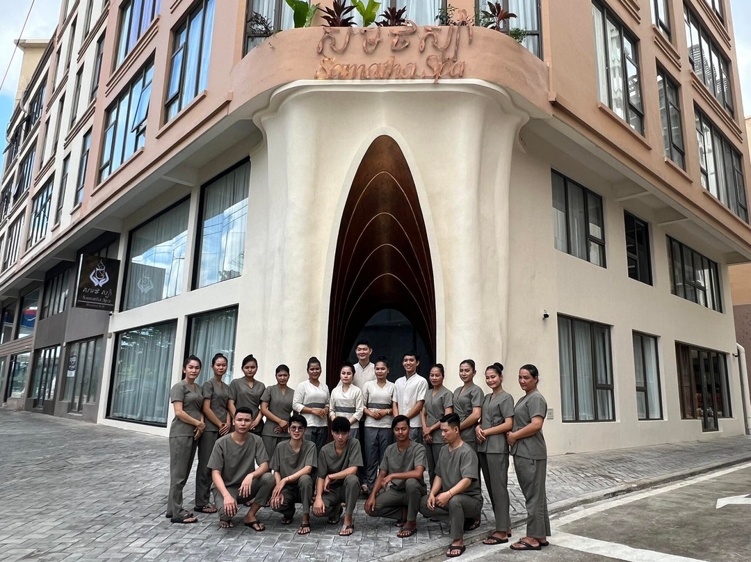 乌栋旅游景点-Samatha Spa Boeungkak