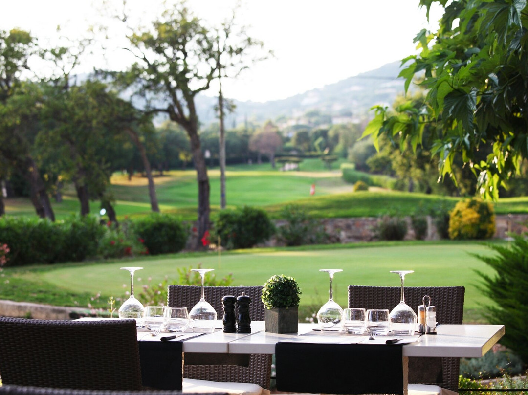 Golf Club de Beauvallon-格里莫必去景点