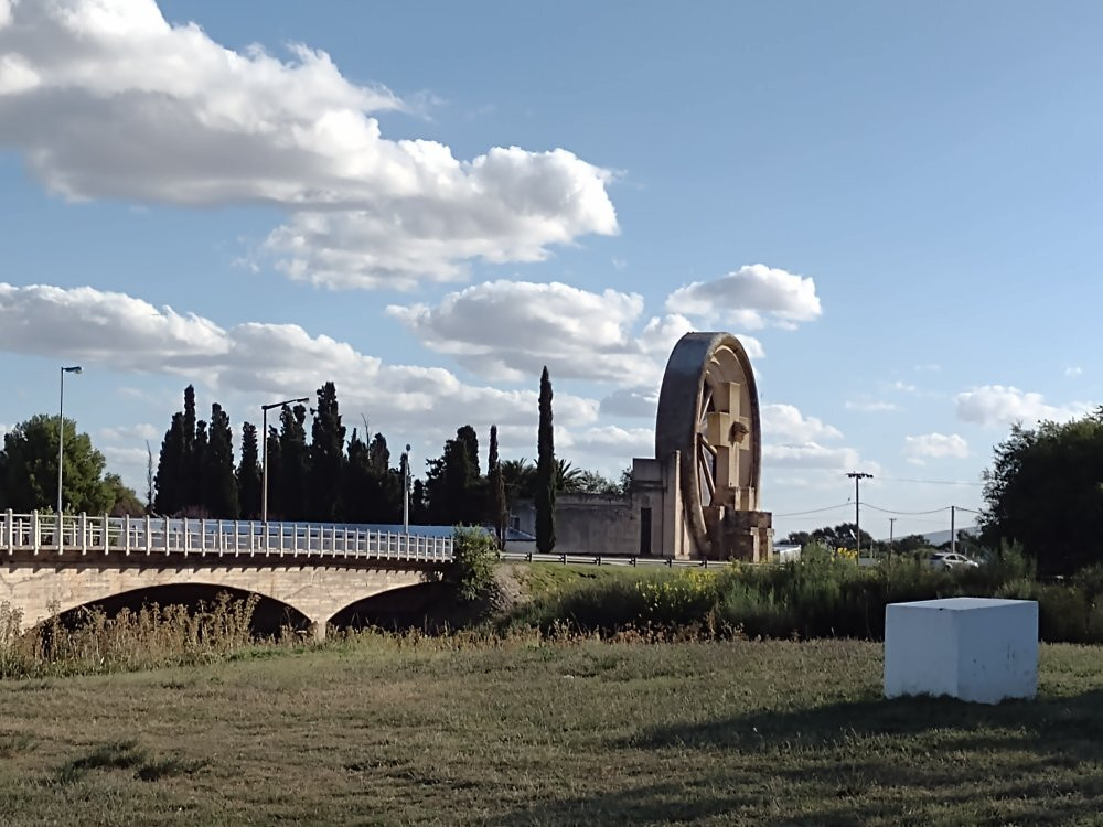 Saldungaray Cemetary景点图片