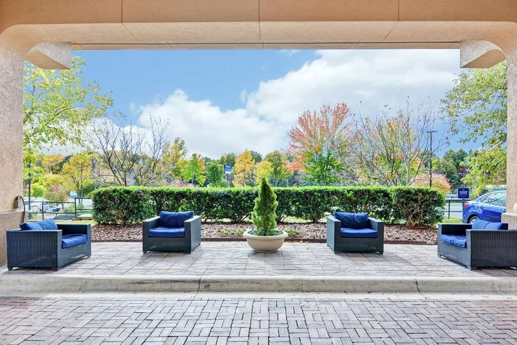 Hampton Inn Charlotte-Gastonia主图