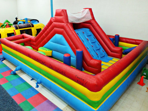 Family Fun Zone USA-Danville必去景点