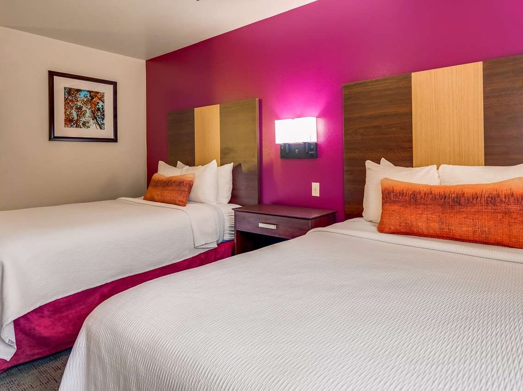 Best Western Pineywoods Inn主图