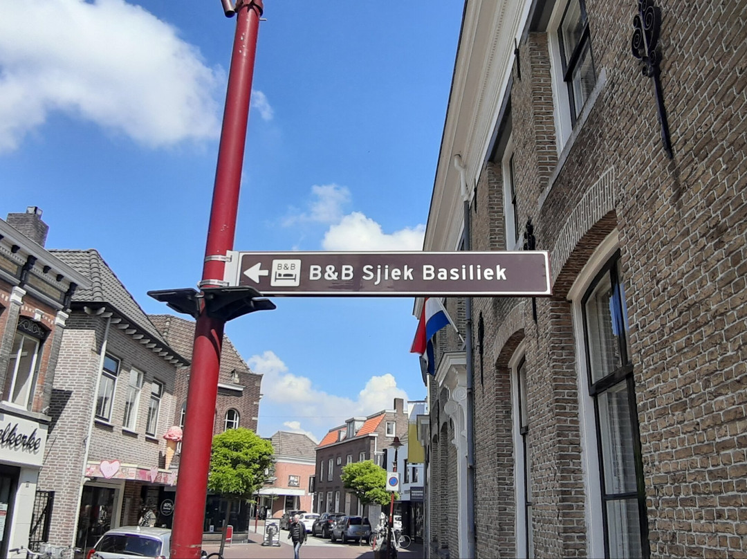 Bed & Breakfast Sjiek Basiliek主图