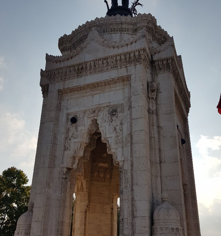 Atatürk Monument-科尼亚必去景点