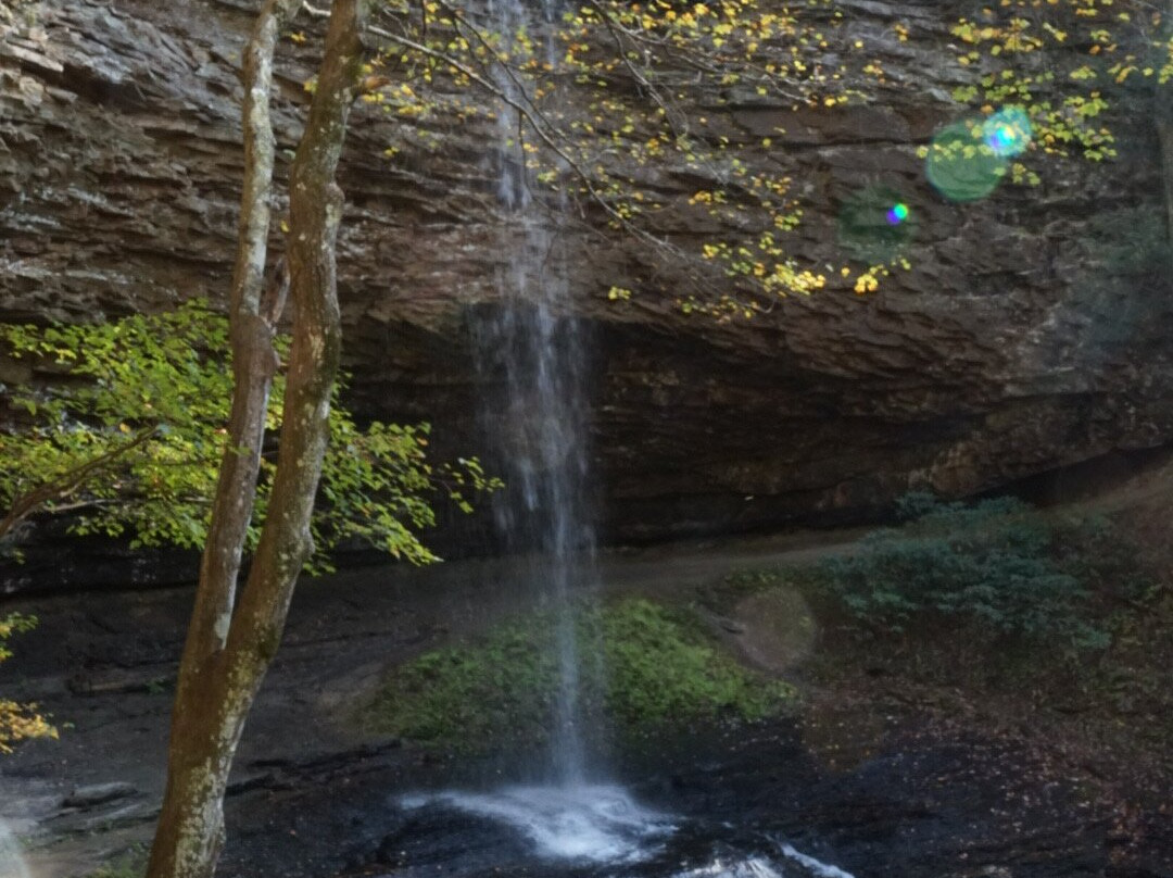 Piney Creek Falls-Spencer必去景点