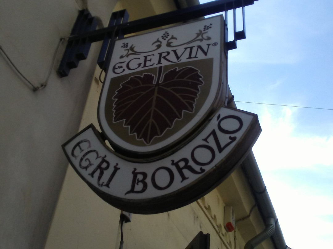Egri Borozó Borbarát Bár Galéria