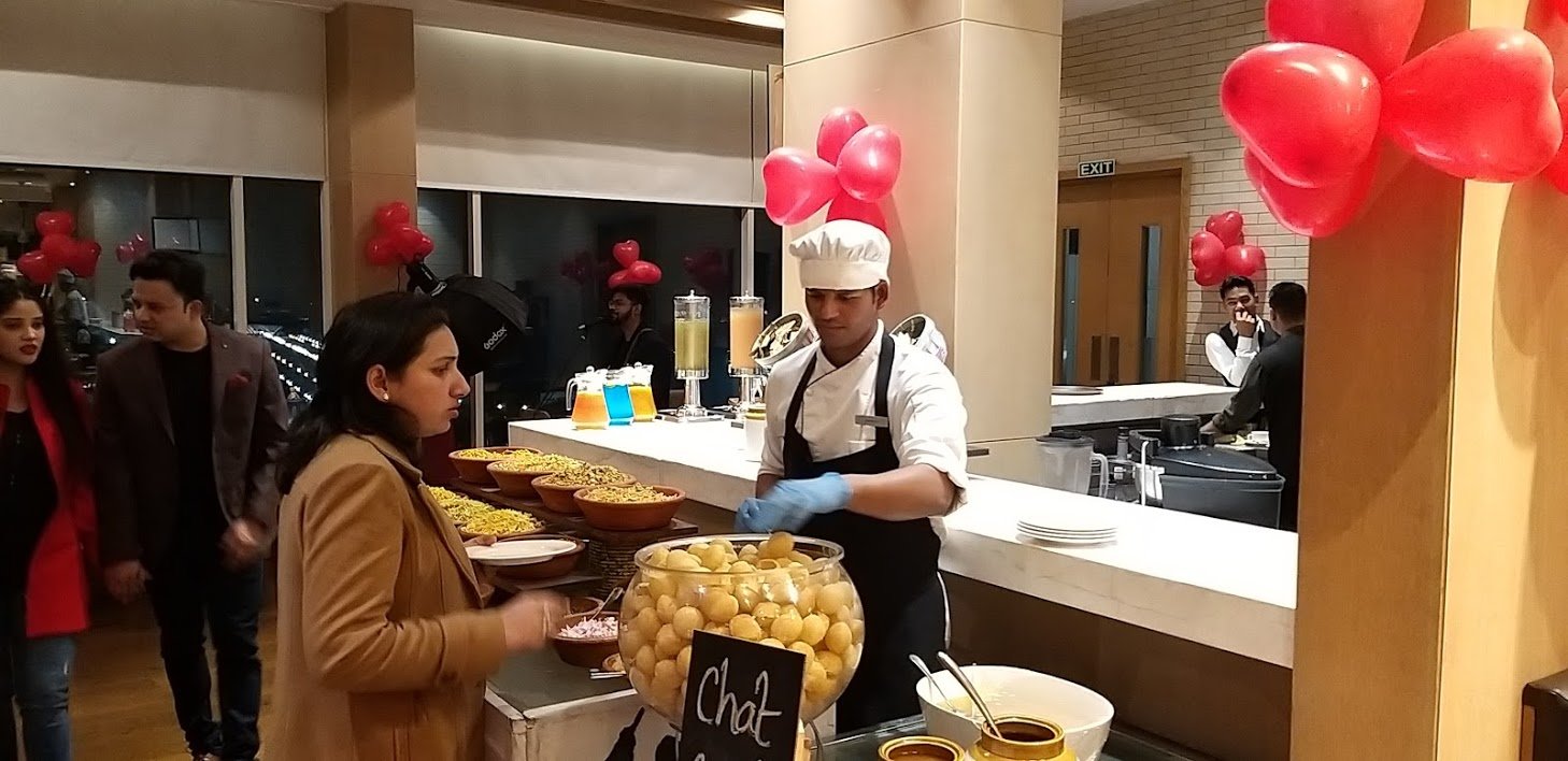 Renaissance Lucknow Hotel-餐饮