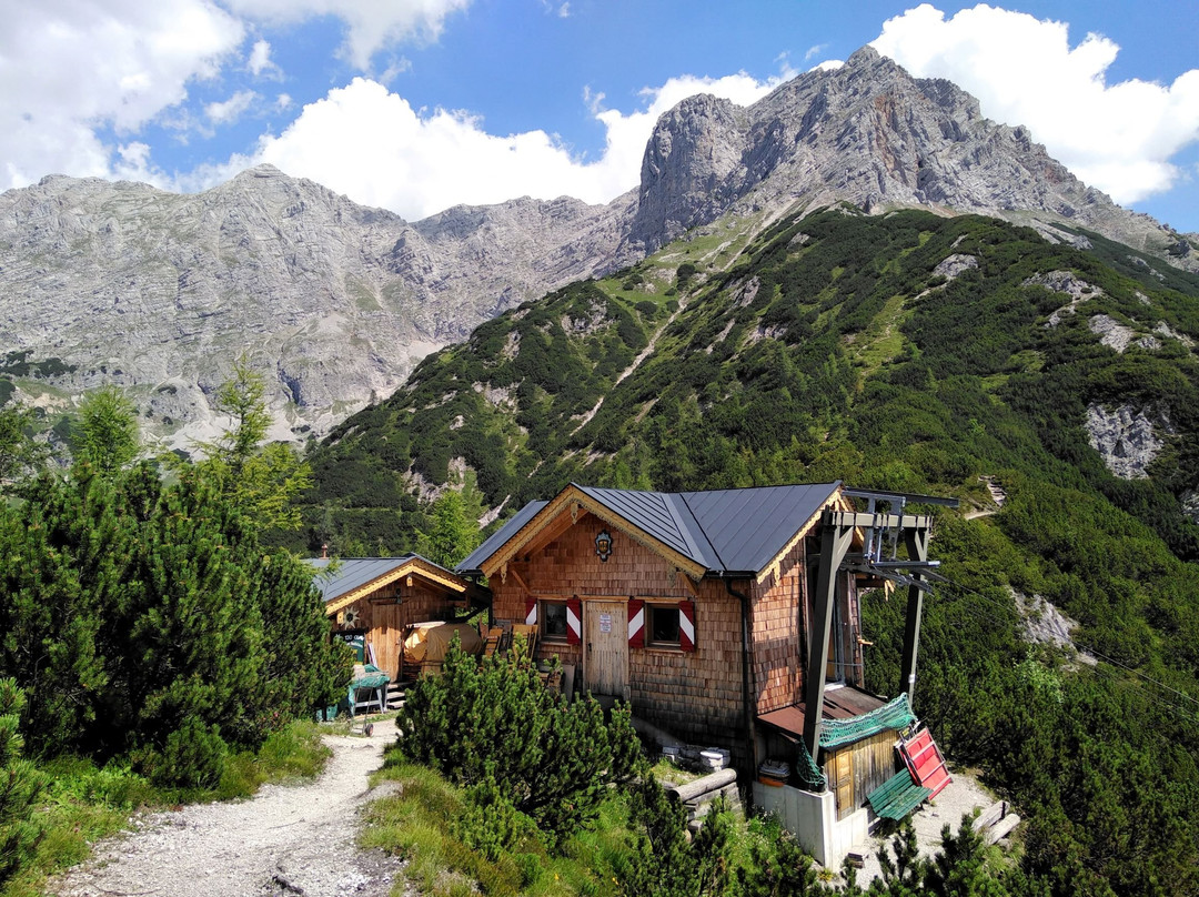 Peter-Wiechenthaler Hütte