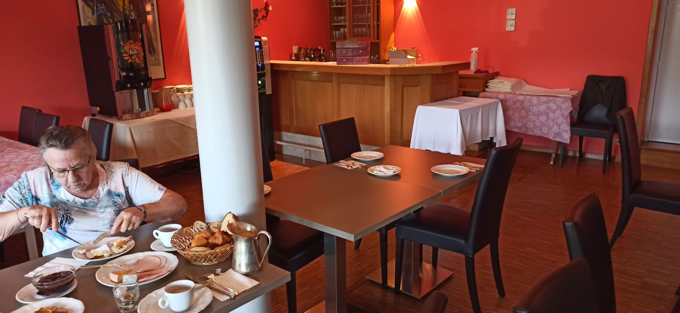Logis Hôtel-Restaurant Perle des Vosges-餐饮