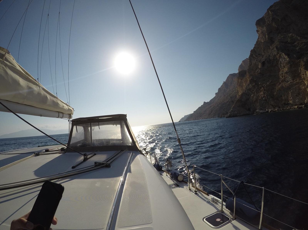 Naya Yachting-Adamas必去景点