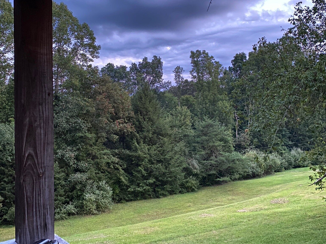 Carnifex Ferry Cabins主图