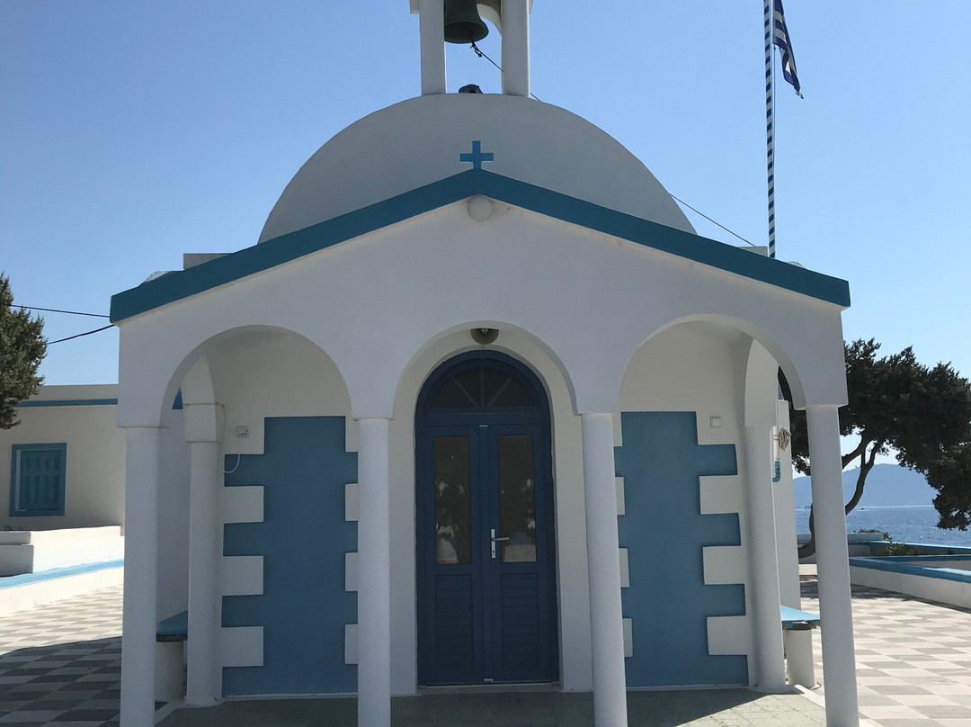 Agia Paraskevi Church-Pollonia必去景点