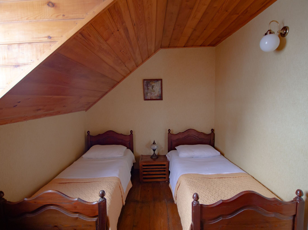 Milorava's Guest House & Wine Cellar主图