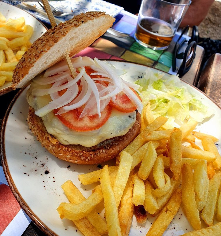 Hostal Alhambra主图